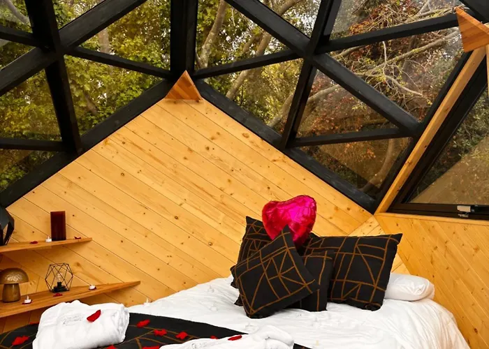 Cabanids * Maureillas